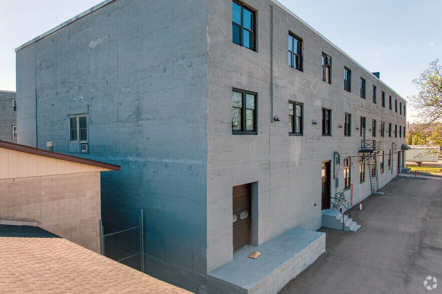 More Photos Of 1811 Factory St, Kalamazoo Manufacturing For Lease