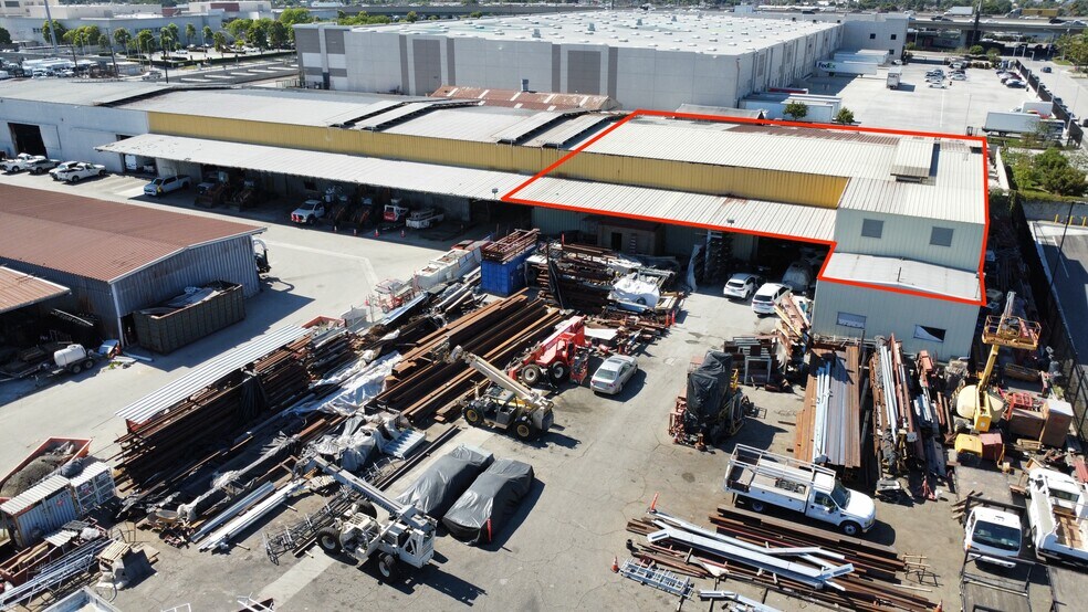 More Photos Of 2751 Lynwood Rd, Lynwood Industrial For Sale