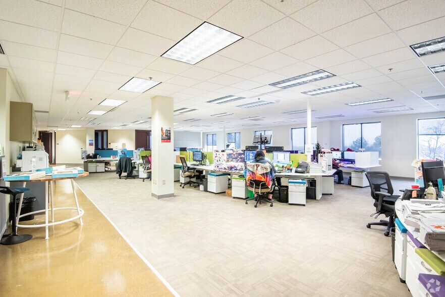 More Photos Of 4600 American Pky, Madison Office For Lease