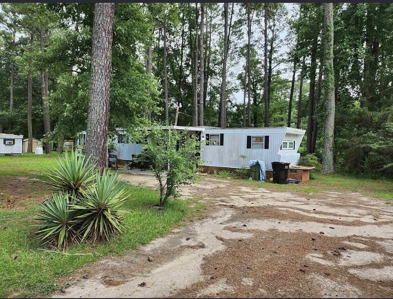 More Photos Of 1425 Farlow Rd, Raleigh Manufactured Housing Mobile Home Park For Sale