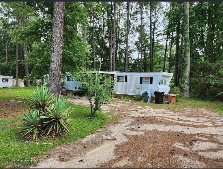 More Photos Of 1425 Farlow Rd, Raleigh Manufactured Housing Mobile Home Park For Sale