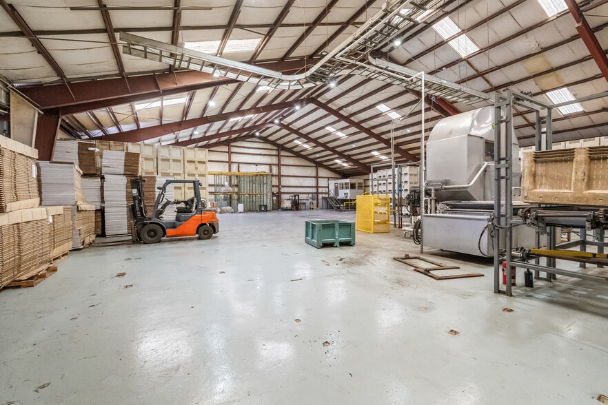 More Photos Of 2600 45th St, Vero Beach Food Processing For Sale