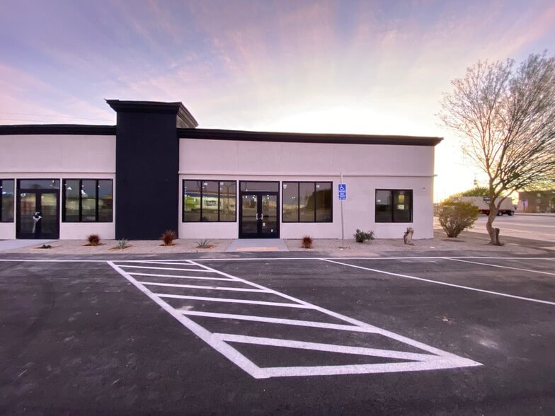 More Photos Of 320 S Lovekin Blvd, Blythe Freestanding For Lease