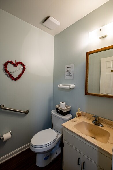 More Photos Of , La Plata Office For Sale