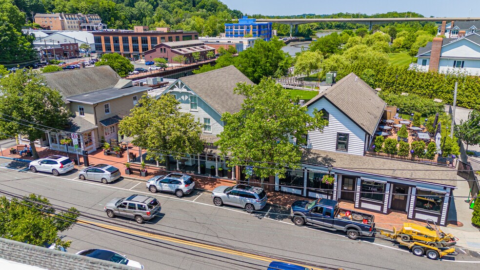 More Photos Of , Roslyn General Retail For Sale