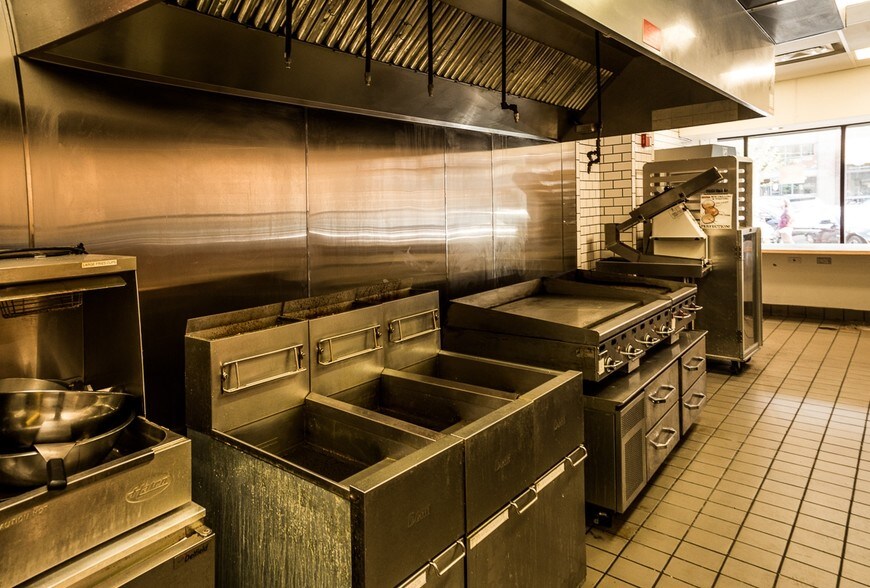 More Photos Of 1820-2041 Tower Dr, Glenview Unknown For Lease