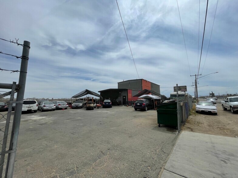 More Photos Of 45424 N Sierra Hwy, Lancaster Manufacturing For Sale
