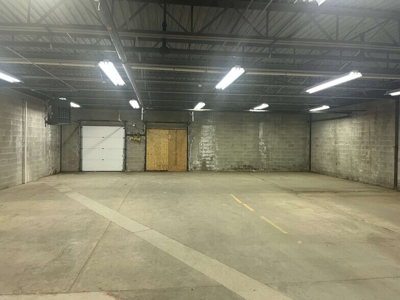 More Photos Of 760-780 Broad St, Montoursville General Retail For Sale