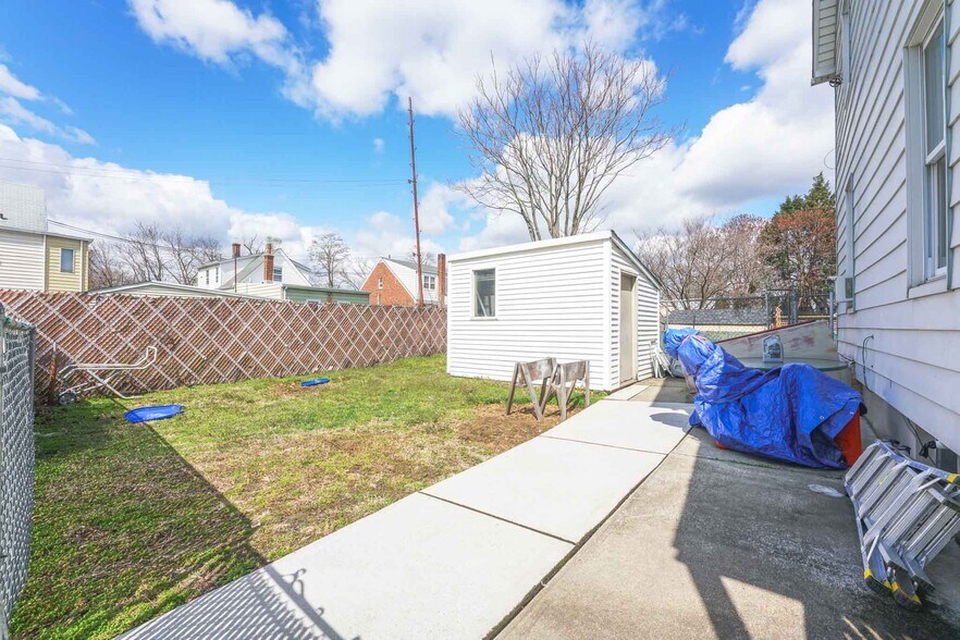 33 Mercer St, Wallington, NJ 07057 Apartments For Sale