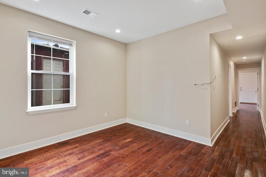 More Photos Of 46 S 44th St, Philadelphia Apartments For Sale