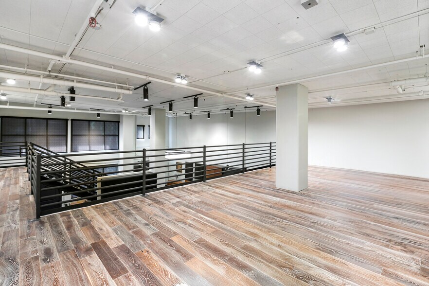 More Photos Of 1645-1649 Mission St, San Francisco Loft Creative Space For Sale