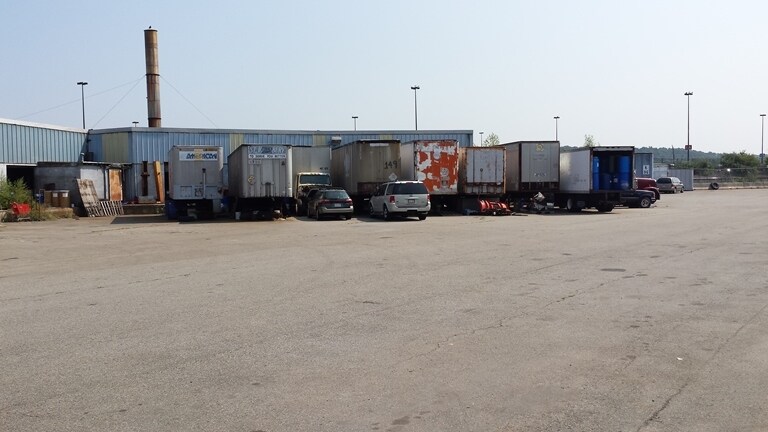 More Photos Of 211 New Boston St, Woburn Service For Lease