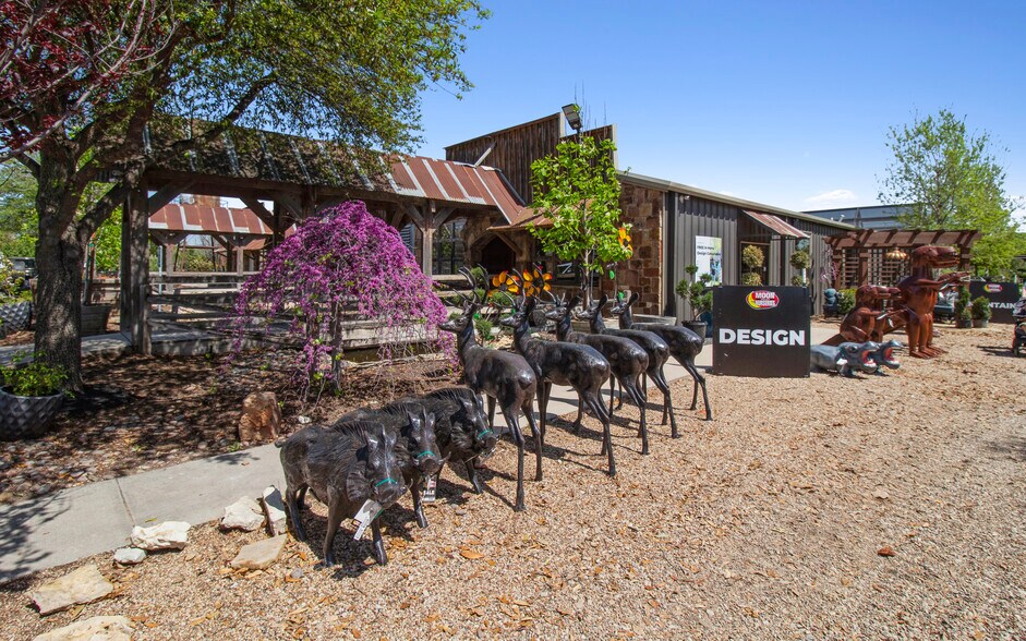 Primary Photo Of 7744 Blue Mound Rd, Fort Worth Garden Center For Sale