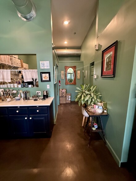 More Photos Of 2505-2553 W Cary St, Richmond Apartments For Lease
