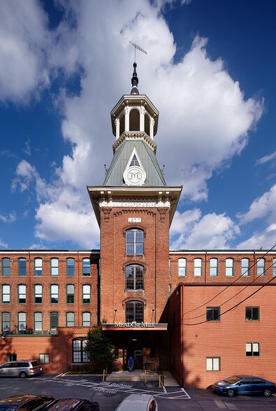 More Photos Of 3600 Clipper Mill Rd, Baltimore Office For Lease