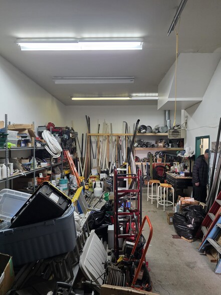 More Photos Of 8208 Swenson Way, Delta Warehouse For Sale