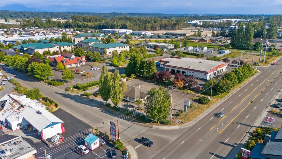 More Photos Of 3506 168th St NE, Arlington Bank For Sale