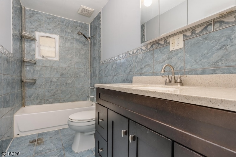 More Photos Of 489 U.S. 46, Oxford Storefront Retail Residential For Sale