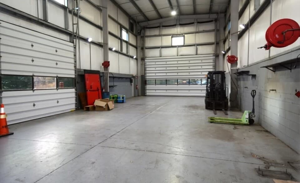 More Photos Of 90 Tyler Pl, South Plainfield Warehouse For Sale