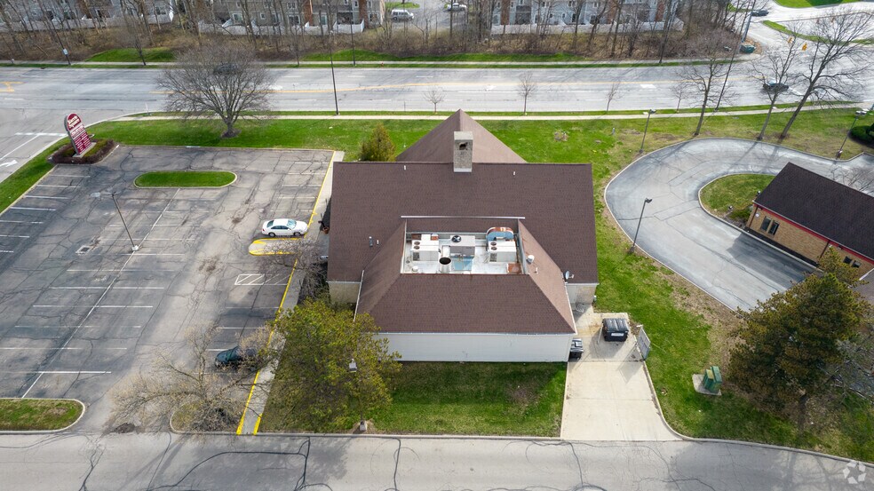 More Photos Of 5855 Frantz Rd, Dublin Restaurant For Sale