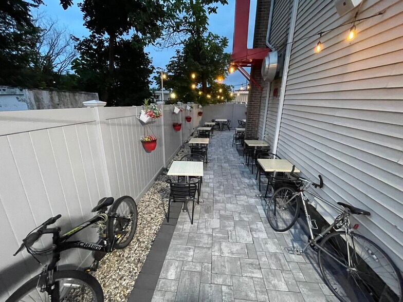 More Photos Of 33 W Central Ave, Pearl River General Retail For Sale