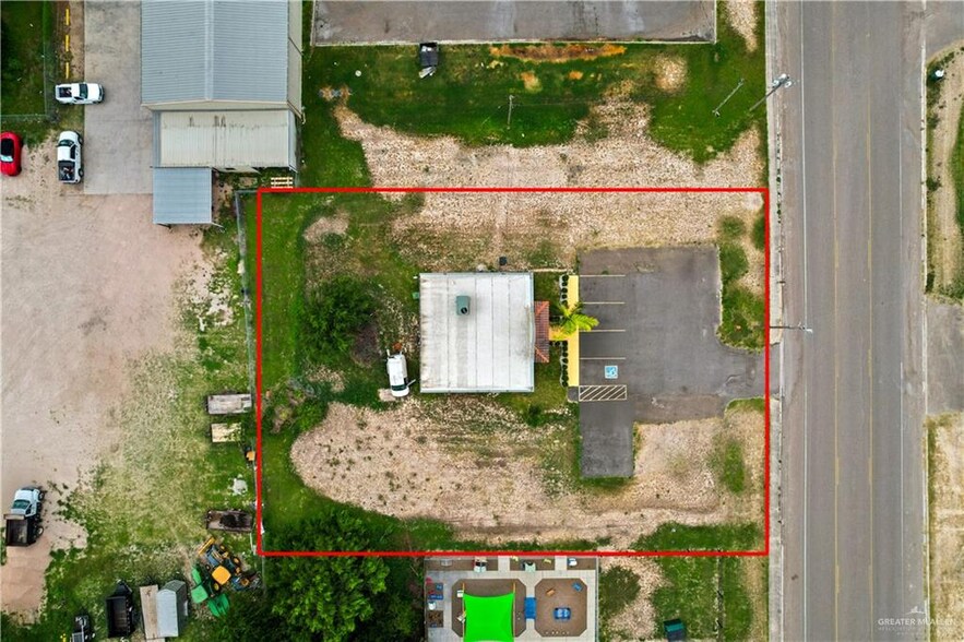 More Photos Of 412 Palmview Commercial Dr, Palmview Office For Sale