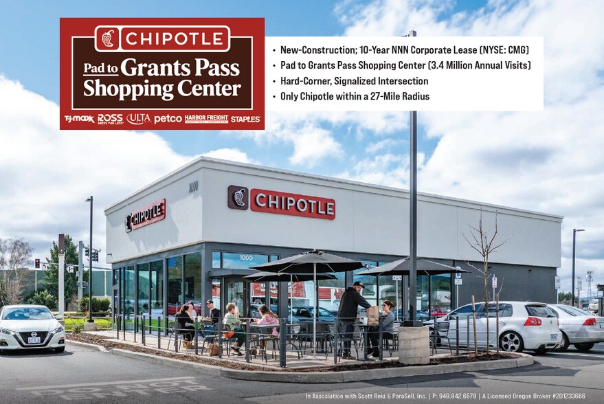 Primary Photo Of 1000 NE E St, Grants Pass Bank For Sale