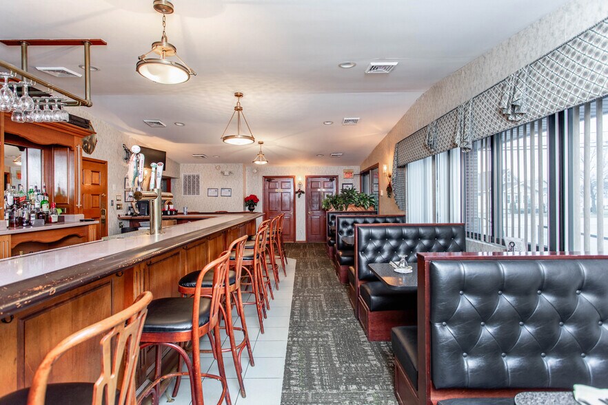 More Photos Of 126 Mariaville Rd, Schenectady General Retail For Sale