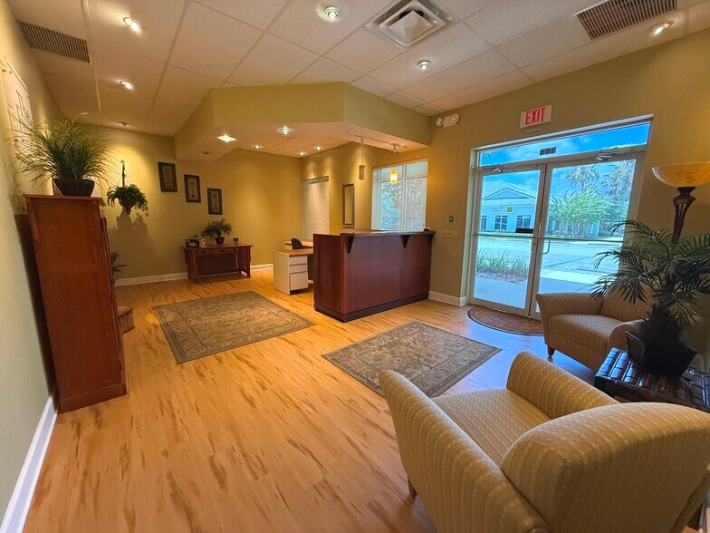 More Photos Of 4641 Clyde Morris Blvd, Port Orange Office For Lease