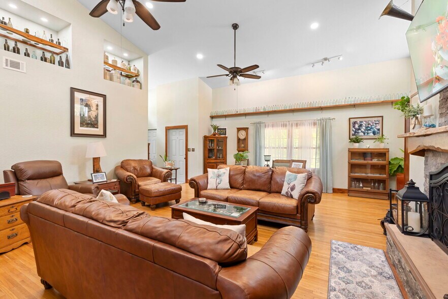 More Photos Of 1056 Reynolds Rd, De Leon Springs Specialty For Sale