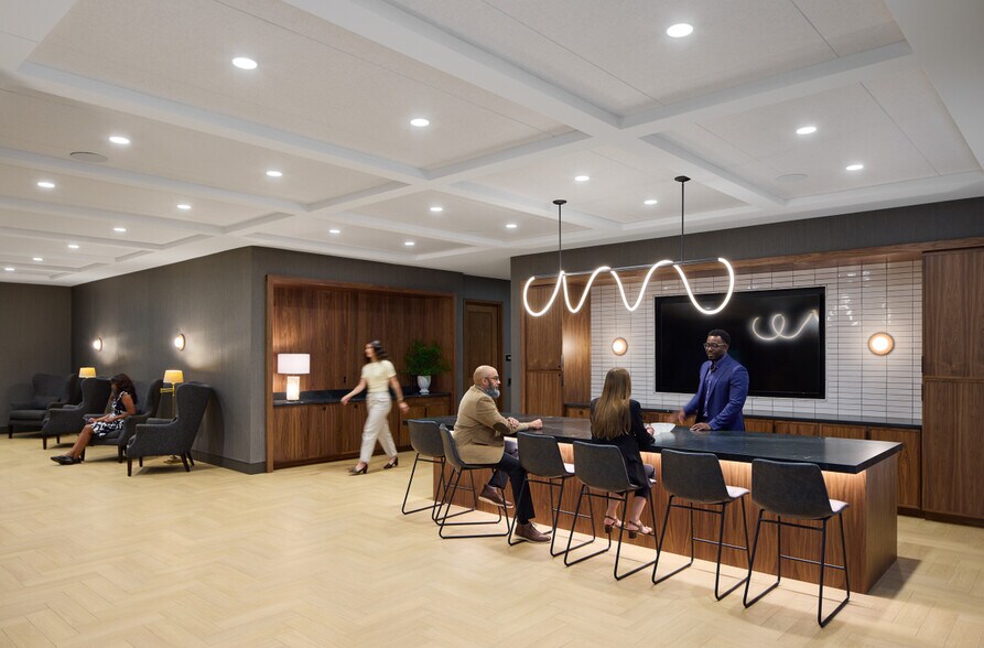 More Photos Of 1 Meridian Crossings, Richfield Unknown For Lease