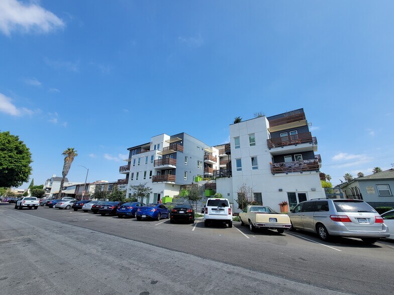 More Photos Of 1836-1852 Locust Ave, Long Beach Apartments For Lease