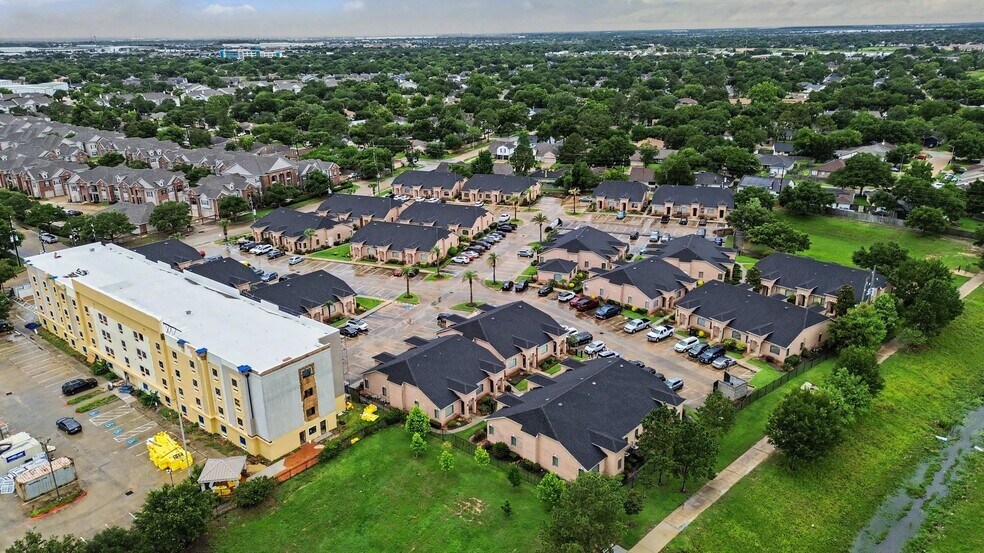 More Photos Of 1810 Snake River Rd, Katy Medical For Sale