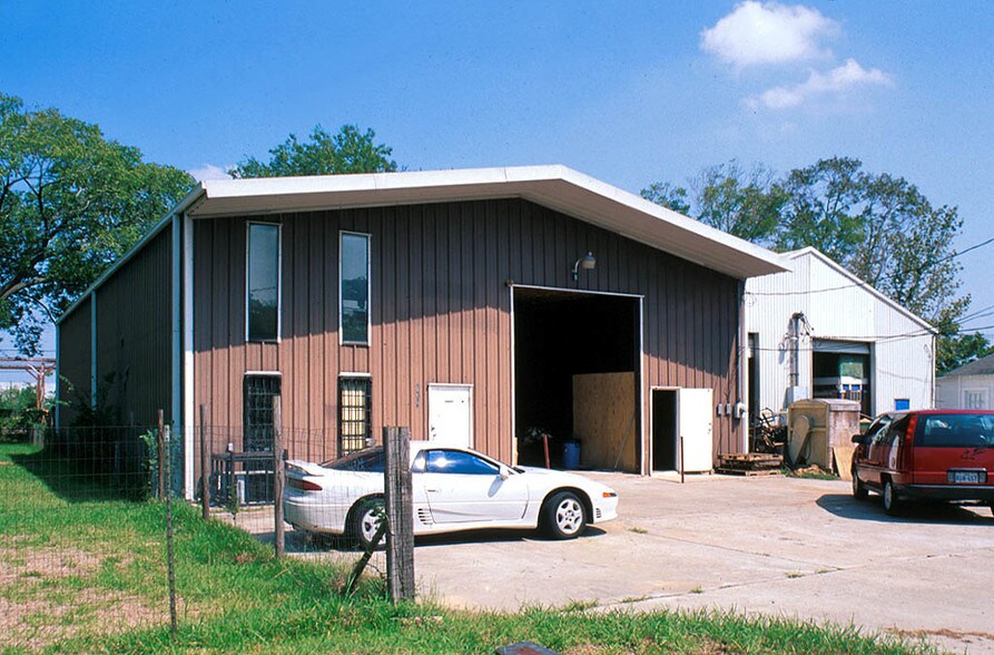 More Photos Of 5818 Kansas St, Houston Warehouse For Sale
