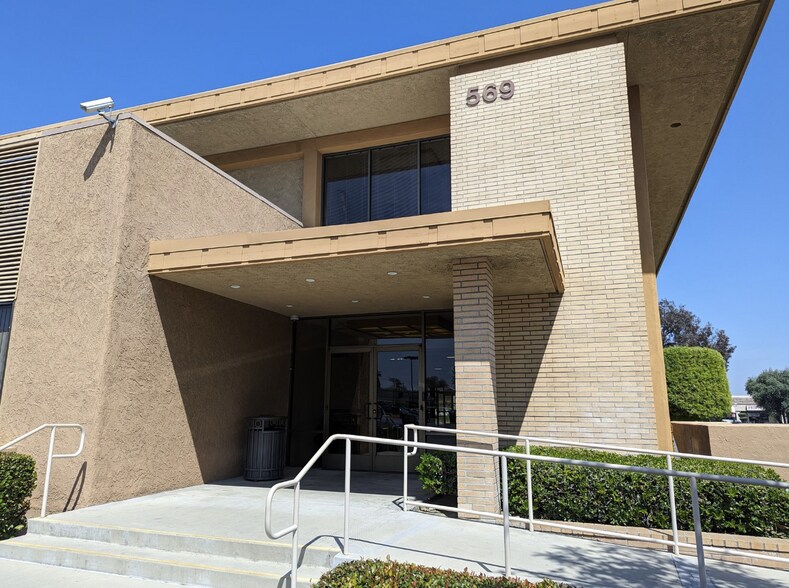 More Photos Of 559 N Mountain Ave, Upland Unknown For Lease