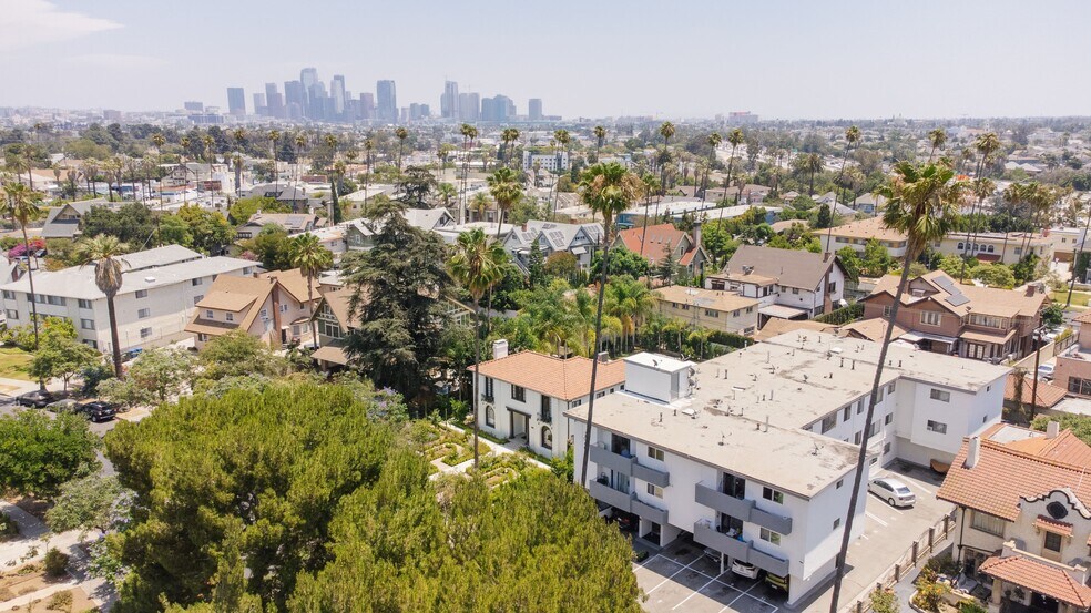 More Photos Of 2060 S Hobart Blvd, Los Angeles Multifamily For Sale