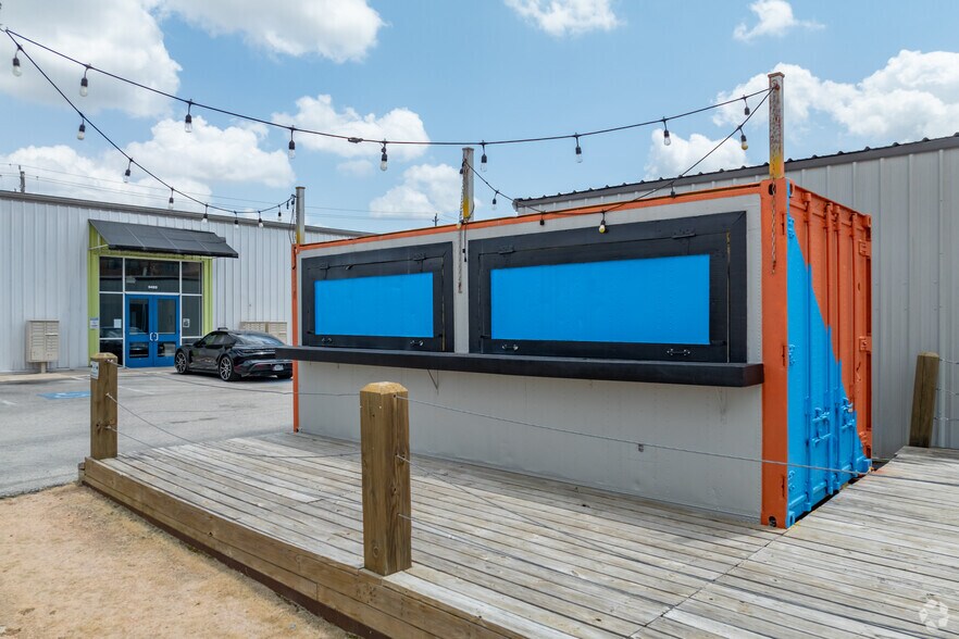 More Photos Of 3420 Rusk St, Houston Loft Creative Space For Lease