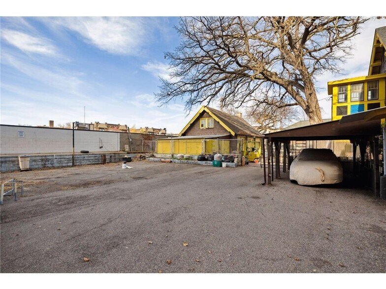 More Photos Of 2110 1st Ave S, Minneapolis Apartments For Sale