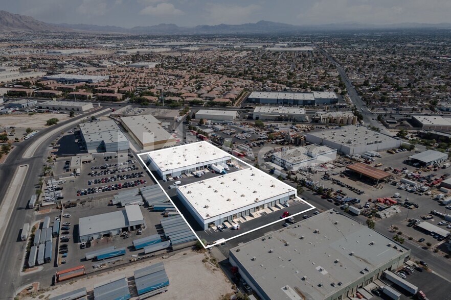 More Photos Of 4512 Andrews St, North Las Vegas Distribution For Lease
