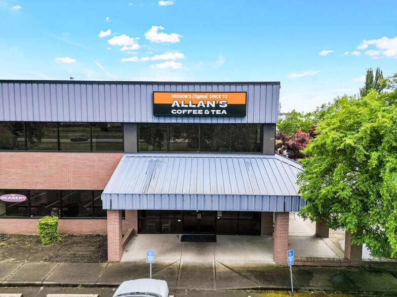 More Photos Of 1852 Fescue St SE, Albany Office For Sale
