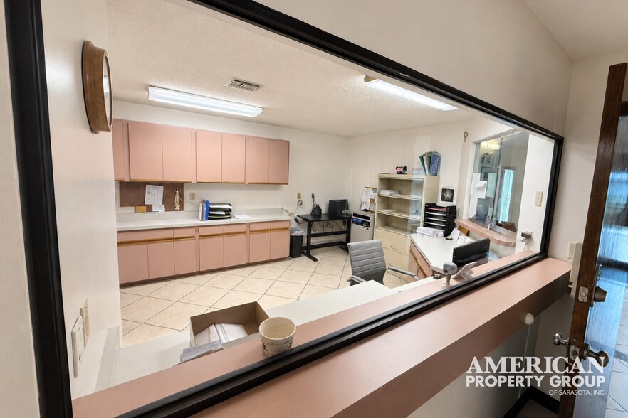 More Photos Of 203 3rd Ave, Bradenton Medical For Lease