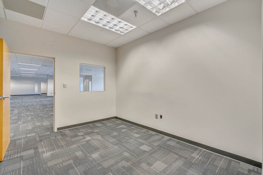 More Photos Of 2201 Lucien Way, Maitland Office For Lease