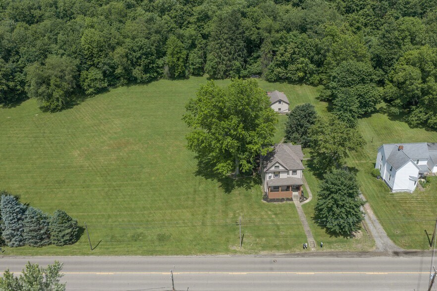 More Photos Of 6297 Columbia Rd NW, Dover Specialty For Sale