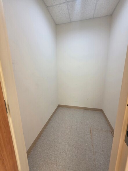 More Photos Of 19121 W Little York, Katy Medical For Lease