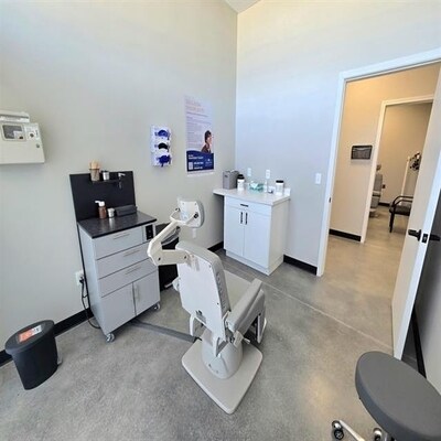 More Photos Of 3315 John F Kennedy Rd, Dubuque General Retail For Lease