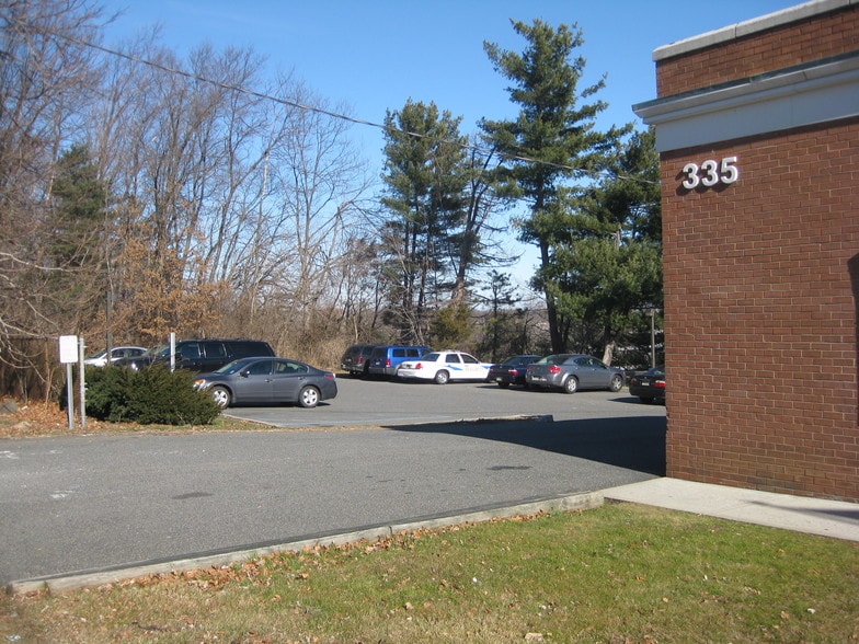 More Photos Of 335 Broad St, Clifton Office For Lease