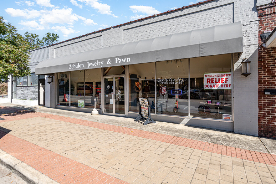 Primary Photo Of 202-204 N Arendell Ave, Zebulon Storefront For Lease