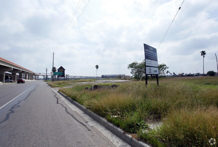More Photos Of Expressway 77 & Spur 54 @ US 83/Spur 54, Harlingen Land For Lease