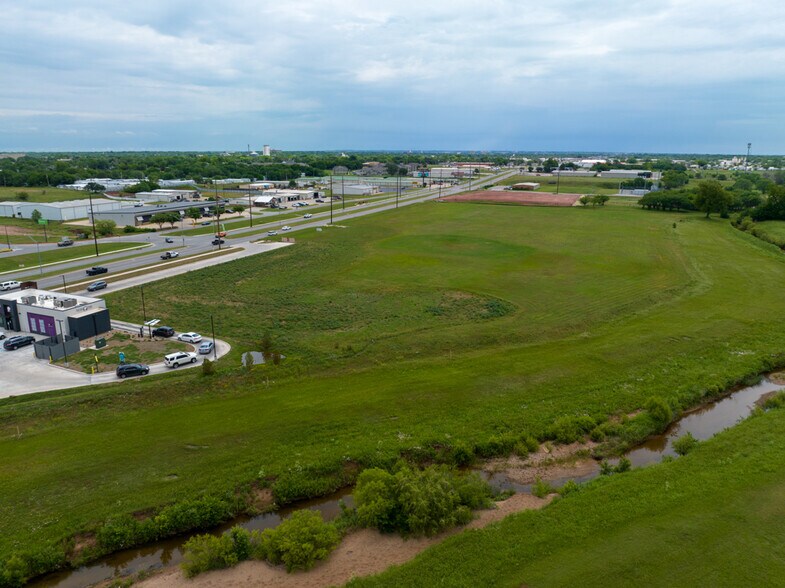 More Photos Of SW 38th & Lee Blvd, Lawton Land For Sale