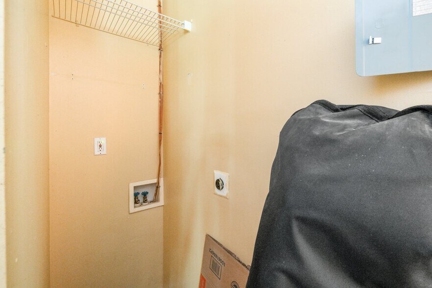 More Photos Of 702 Homestead St, Baltimore Multifamily For Sale